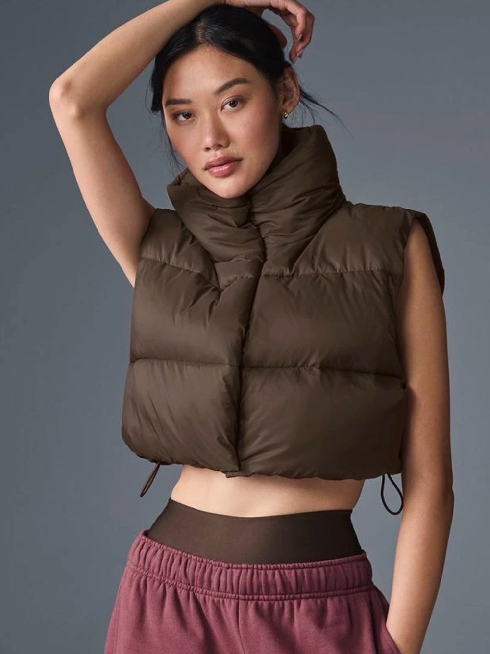 ALO Yoga Extreme Cropped Gold Rush Puffer Vest.